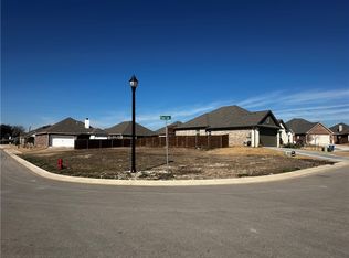 328 Flora Lee St, Hewitt, TX 76643