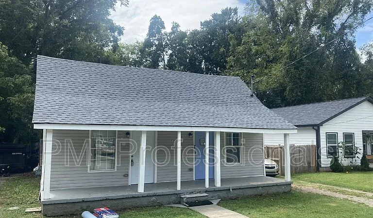 530 E State St #A — Photo 6