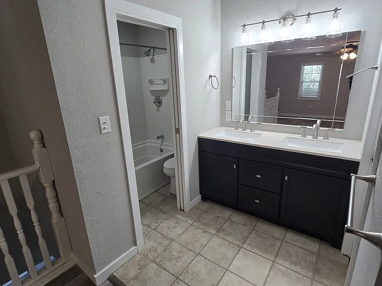 96 Locust Ct — Photo 12
