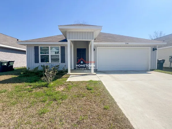 2340 Kirkwood Dr, Cantonment, FL 32533