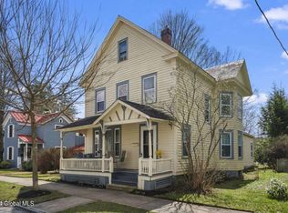 78 White St, Saratoga Springs, NY 12866