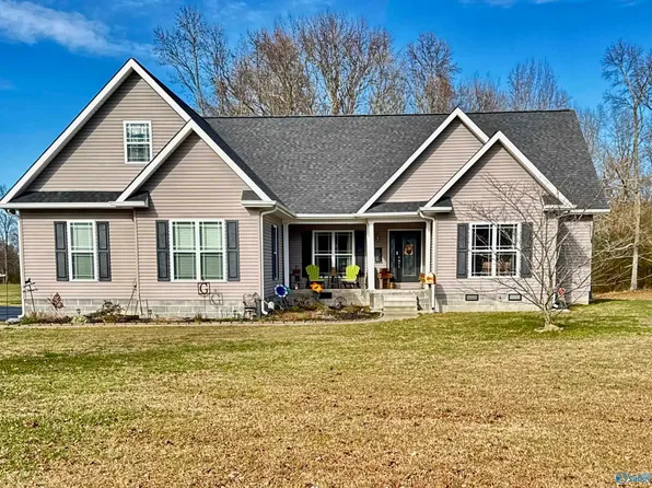 2643 Kirk Rd, Rainsville, AL 35986