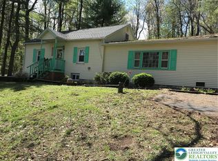 1712 Stonesthrow Rd, Bethlehem, PA 18015