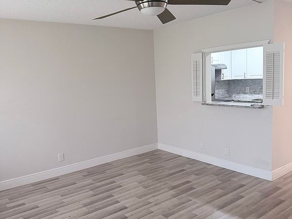4th image of 204 Canterbury I