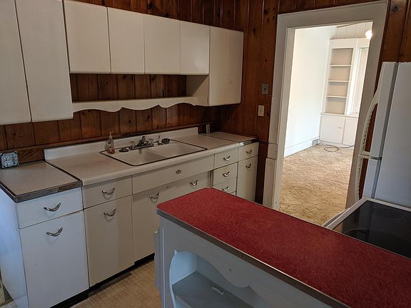 4th image of 516 S Franklin St