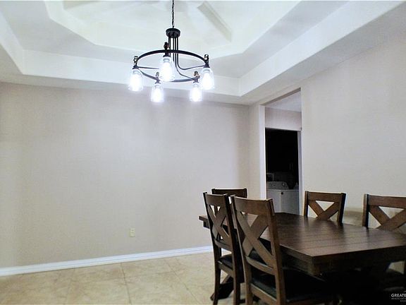 4th image of 3802 W Aguilar St