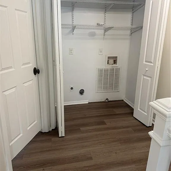 2907 Queen Anne Ct — Photo 17