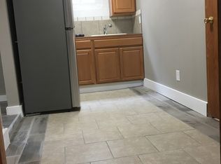 1302 S 31st St APT 8, Omaha, NE 68105