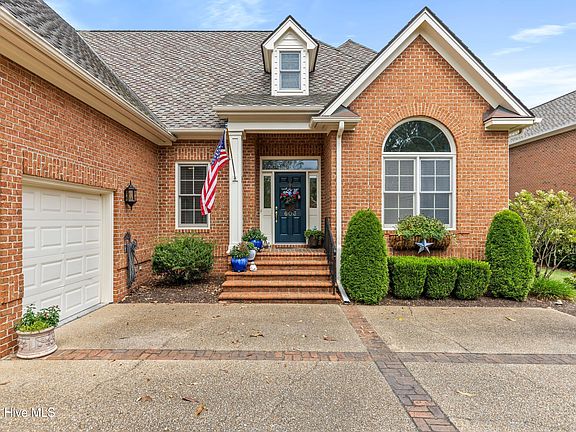 3rd image of 603 Gunston Lane