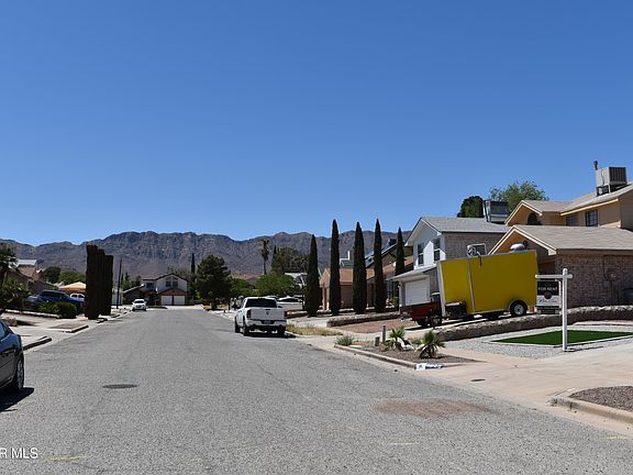 2nd image of 4633 Loma Escondida Dr