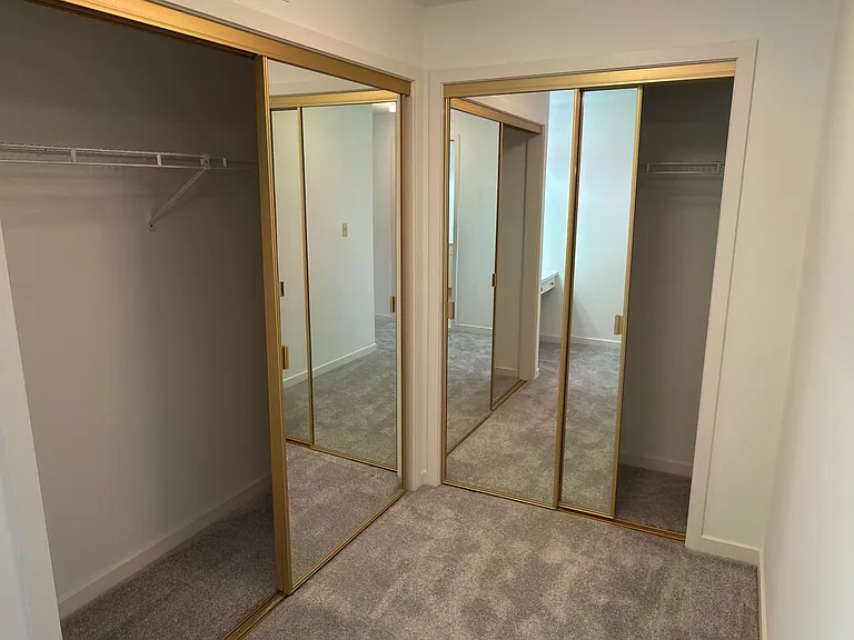 Chelsea Condos — Photo 66
