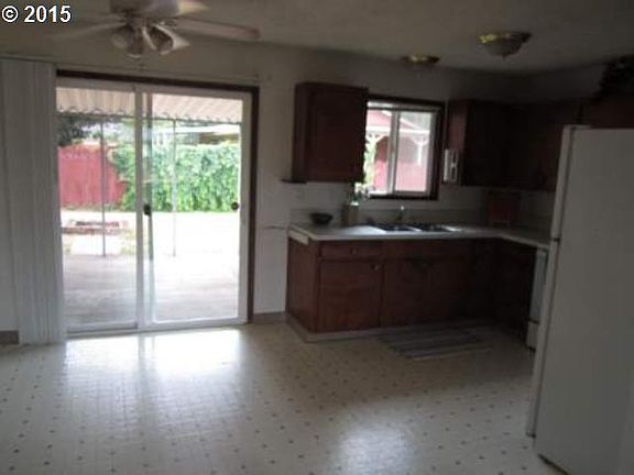 5th image of 10009 NE 60th St