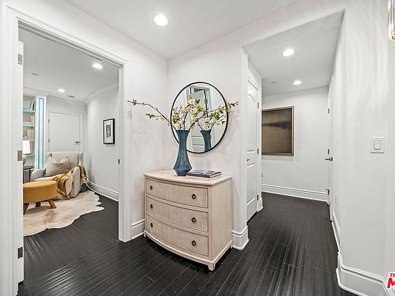 3rd image of 1544 Camden Ave APT 101
