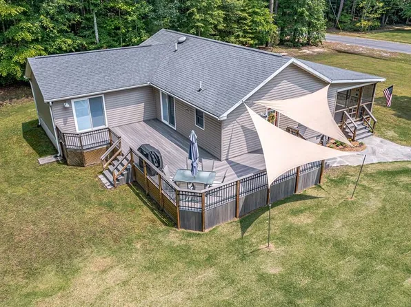 127 Coral Dr, Heathsville, VA 22473