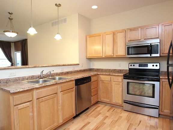 5th image of 1329 SE University Ave Unit 204