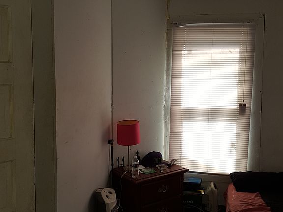 5th image of 6318 Peachtree St