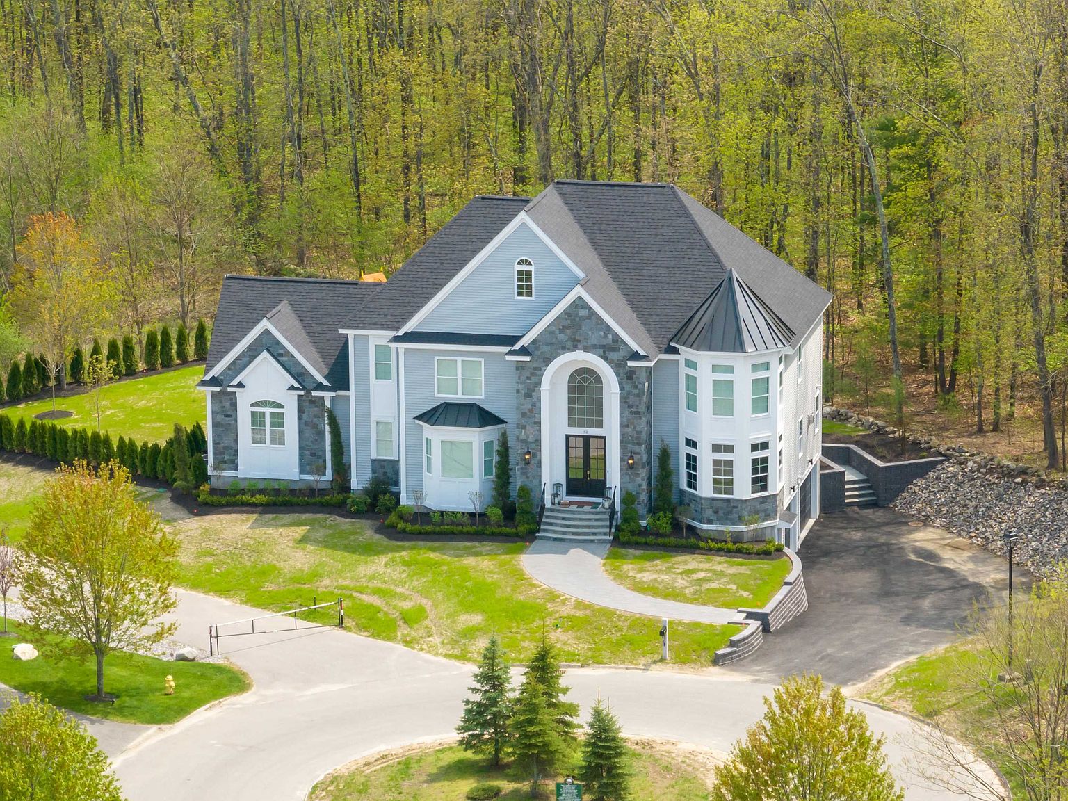 52 Stanwood Road, Salem, NH 03079 Zillow