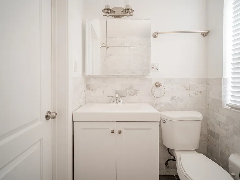 Updated Bathroom 7357-2S