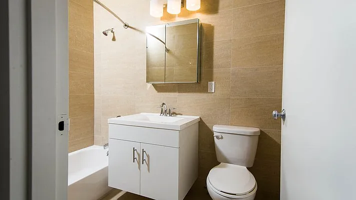 Rented by Nooklyn NYC LLC | media 23