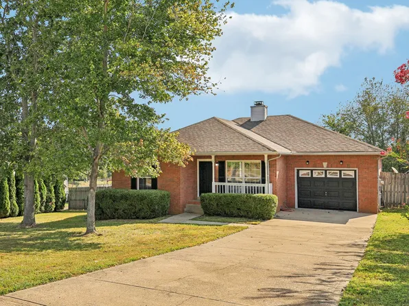 1447 Amy Ave, Clarksville, TN 37042