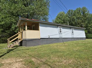130 Neil Dr, Smithville, TN 37166