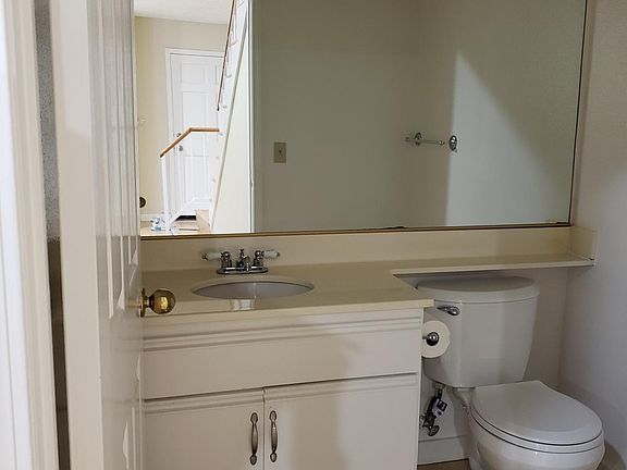 5th image of 86 N Allen Ave Unit 8