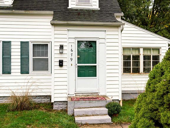 2nd image of 1679 Weldon Ave