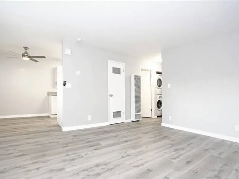 38891 Fremont Blvd — Photo 2