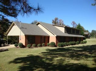 1300 Gwen Mill Dr, Opelika, AL 36801