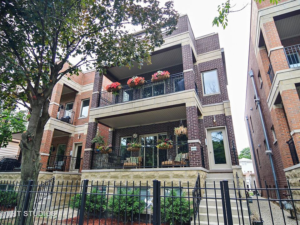 1st image of 4112 N California Ave Unit 1