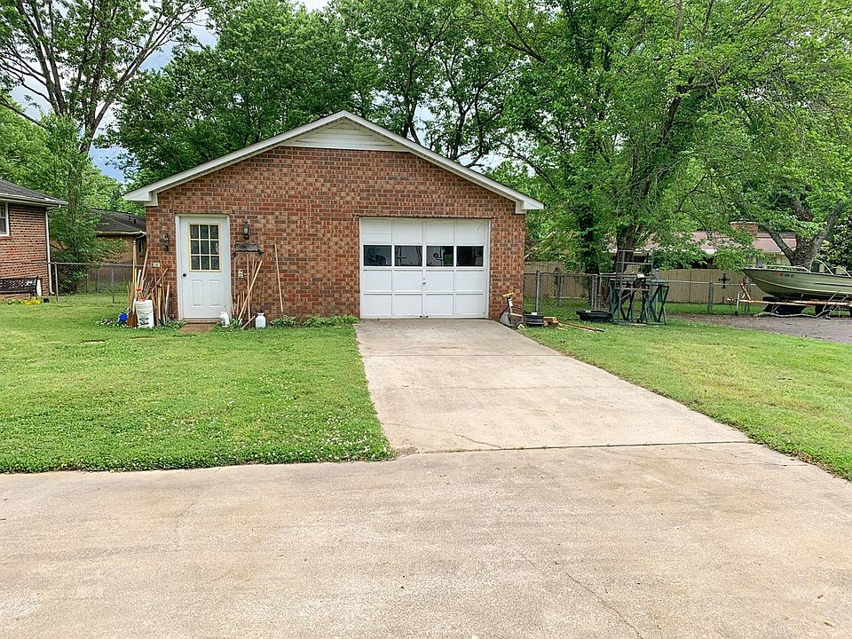 2nd image of 602 Gracy Ave
