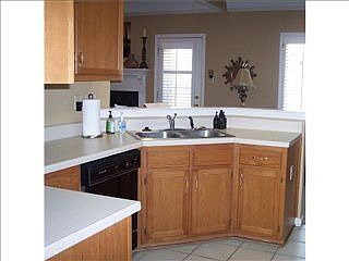 5th image of 3200 Garrison Park Cir