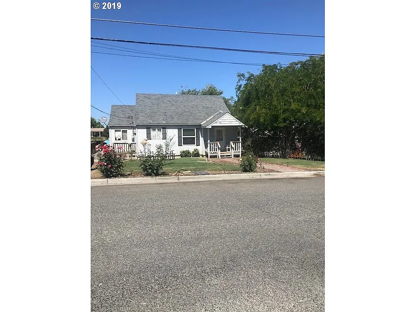 811 Taylor Ave photo 1