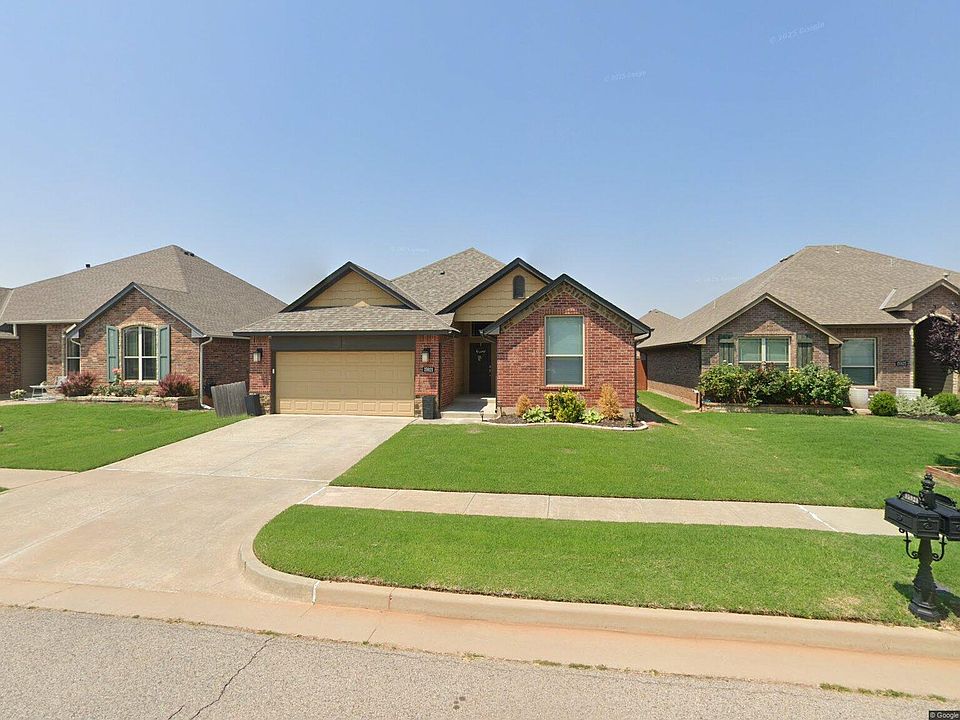 1st image of 15921 Burkett Cir