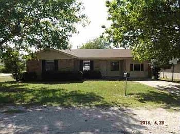 1st image of 901 N Angelina St