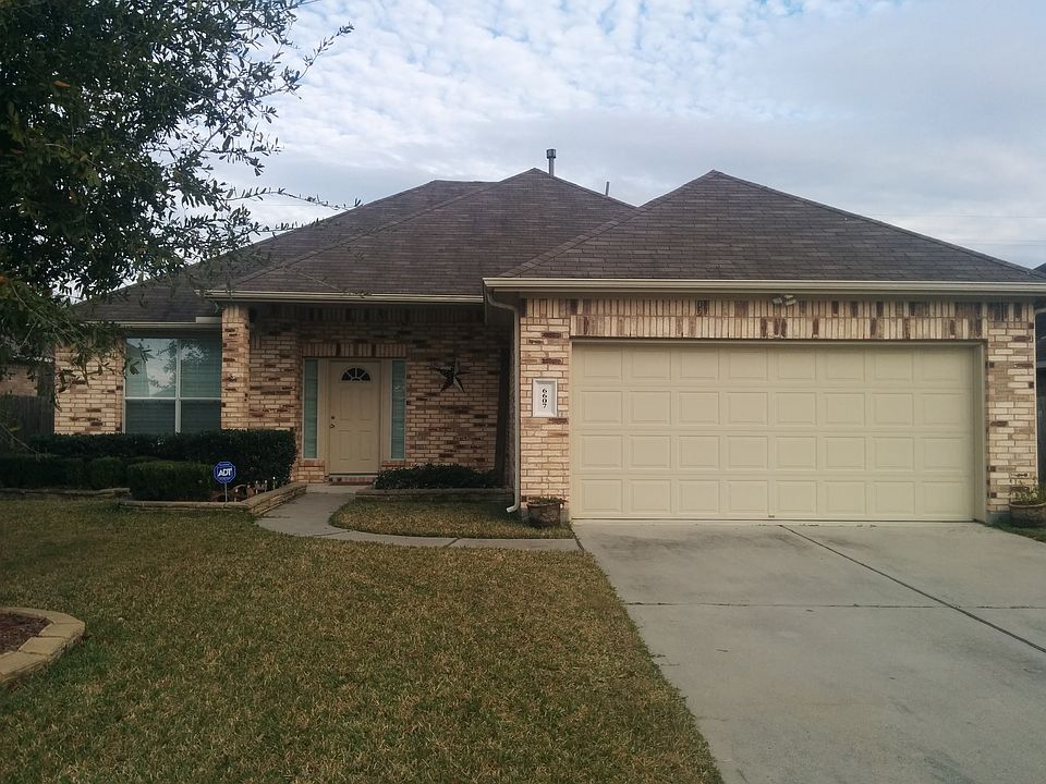 1st image of 6607 Blue Hollow Ln