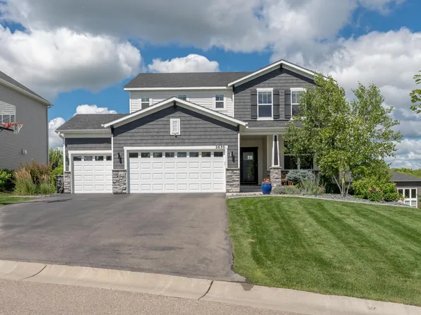 2630 Isabelle Dr, Victoria, MN 55386