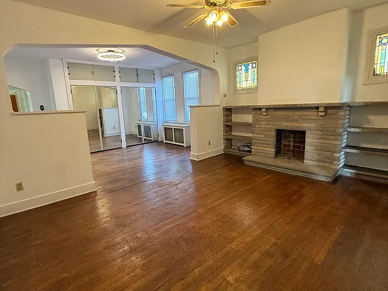 512 Halsey Ave #3 — Photo 2