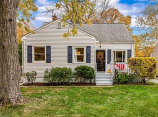 27869 Aberdeen Rd, Bay Village, OH 44140