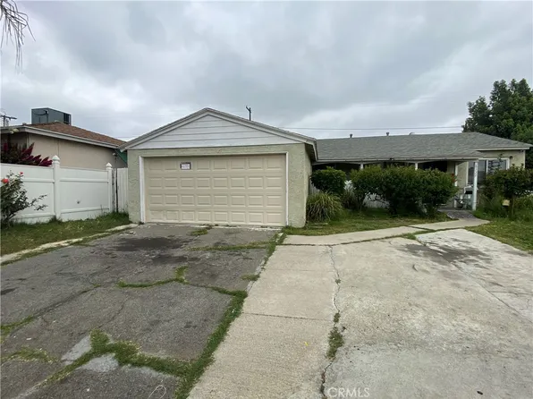 8332 Lullaby Ln, Panorama City, CA 91402