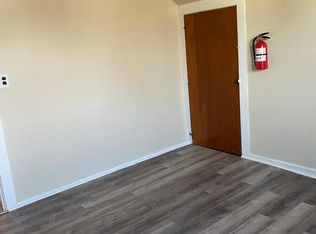 297 Pearl St #B, Salem, NJ 08079