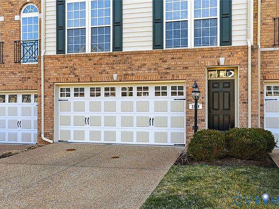 3rd image of 2814 Murano Way