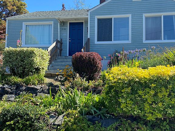 2nd image of 218 31st Ave E