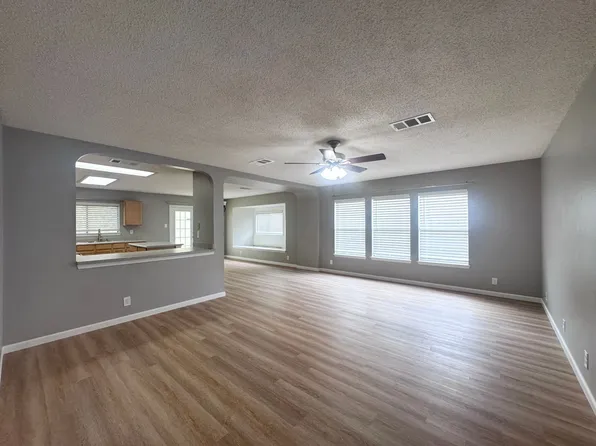 10431 Westfield Pl, San Antonio, TX 78240