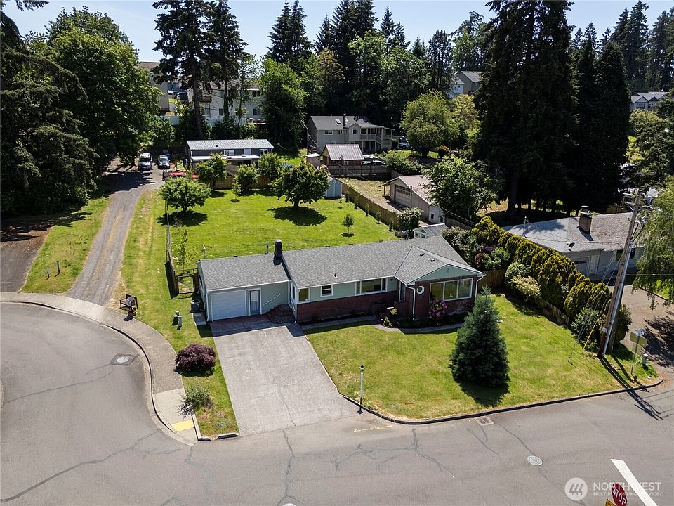 1st image of 1609 NE 72nd Street