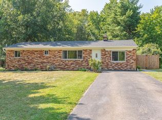 9329 Greenhedge Ln, Loveland, OH 45140