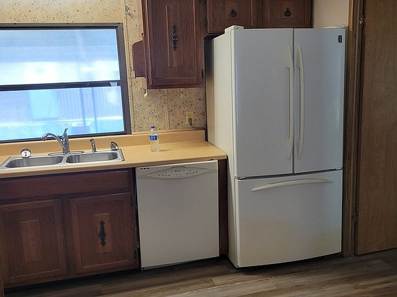 5th image of 8434 BRAEWICK DR