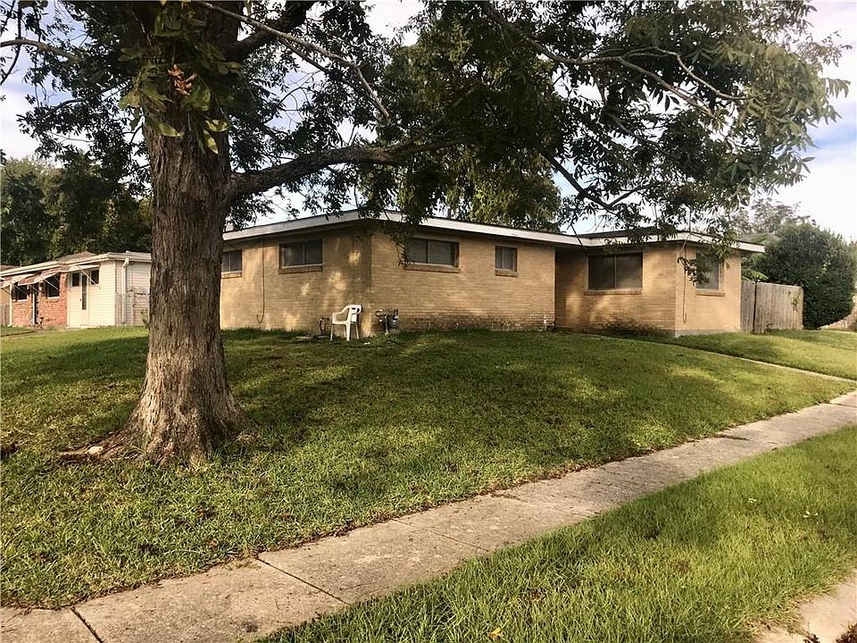 1st image of 4701 Warren Dr