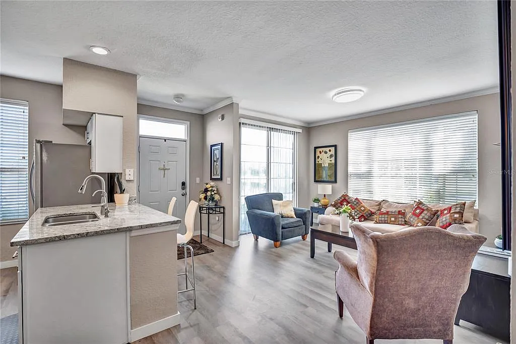 2 bed, 2.0 bath, 1140 sqft, $1,950 — Photo 4