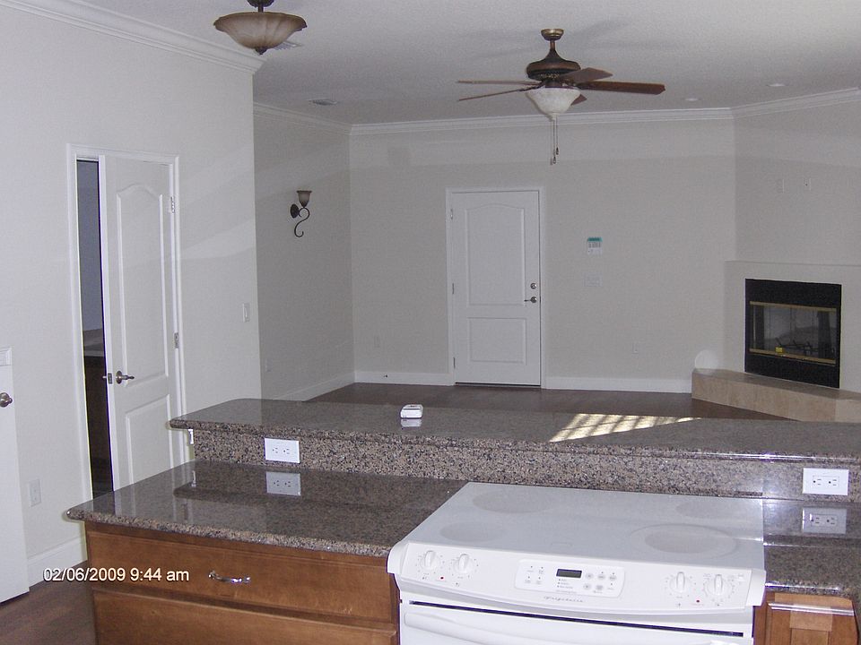 1st floor with fireplace